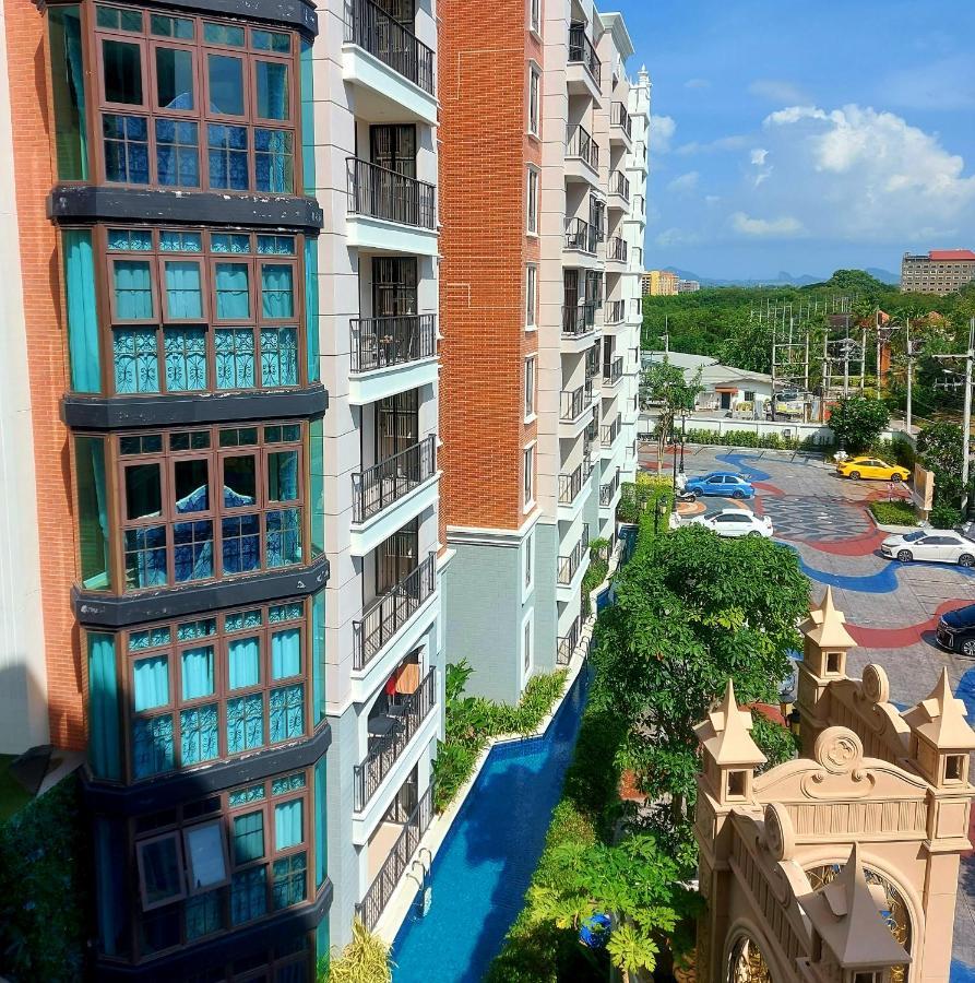 Espana Resort Pattaya Jomtien 外观 照片